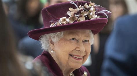 Queen Elizabeth Celebrates 95th Birthday Good Morning America