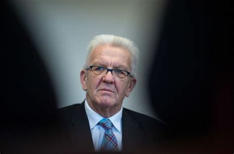 Maybe you would like to learn more about one of these? Johannes Kretschmann: Kretschmanns Sohn verteidigt sich ...