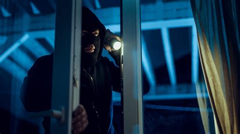 Burglary Shoplifting Car Theft Where Property Crime Is Worst In Us