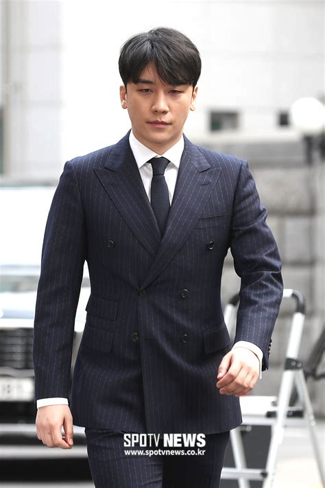 police to apply for seungri s arrest warrant koreaboo