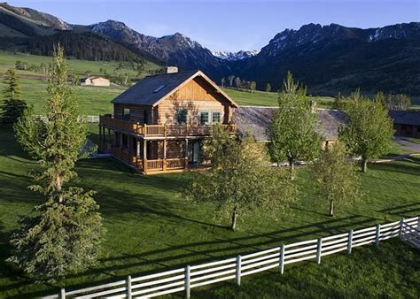 The teacherage cabin — take a left on emigrant creek road and the 2nd cabin on the right (next door to the schoolhouse) at #4 emigrant creek rd. Grizzly Creek Ranch UPDATED 2019: 13 Bedroom Cabin in ...