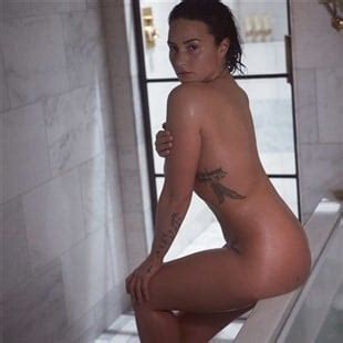 Demi Lovato Nude Photos Videos