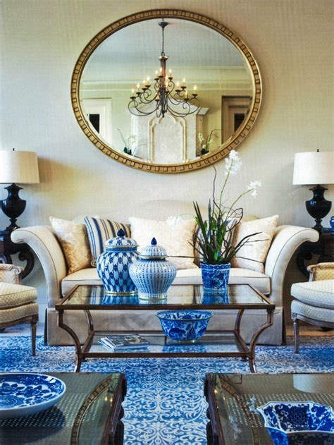 10 Gorgeous Living Room Mirrors