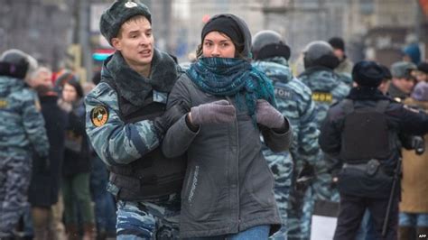 In Pictures Escalating Ukraine Tensions Bbc News