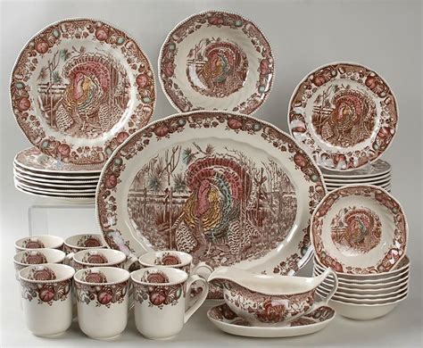 Picture Of Pretty Thanksgiving Dinnerware Sets Thanksgiving