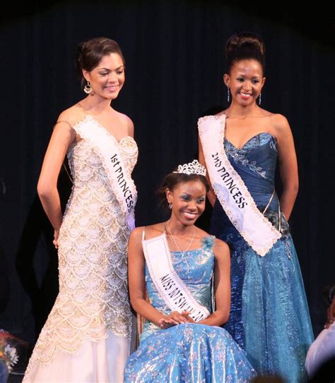 more photos from the miss botswana 2011 pageant crystal harris gallery