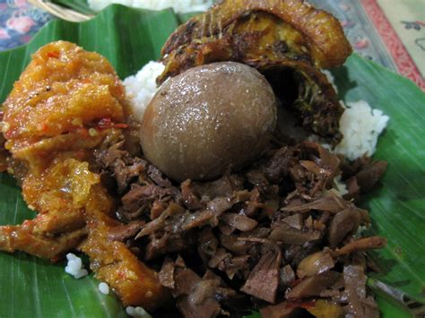 Gudeg Merupakan Makanan Khas Daerah Istimewa Yogyakarta Fakta