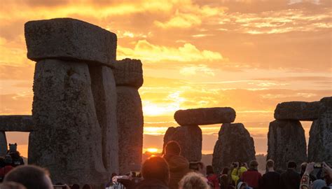 10 Unusual Theories About Stonehenge