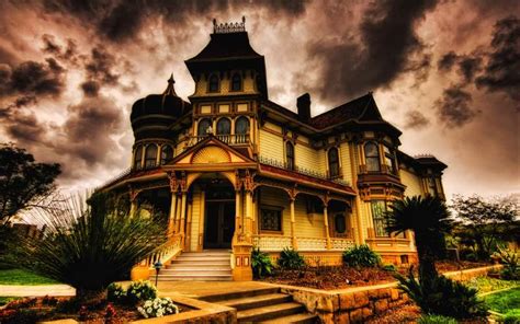 10 Most Insanely Haunted Places In Southern California