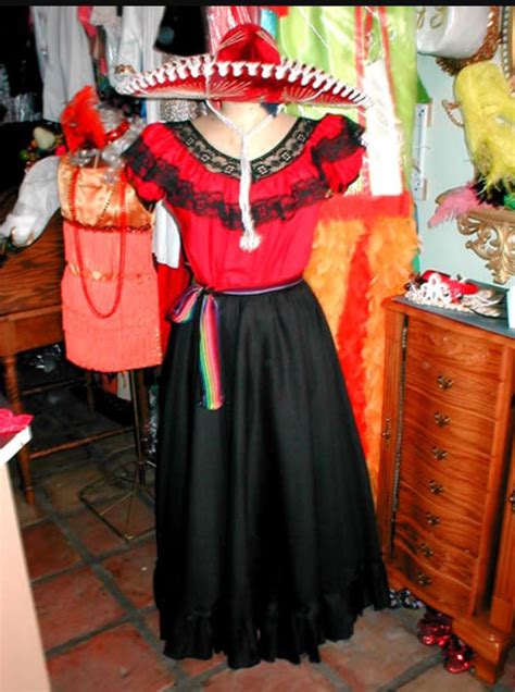 17 best images about mexican folklorico costumes on pinterest ballet mexican hat and kaftan
