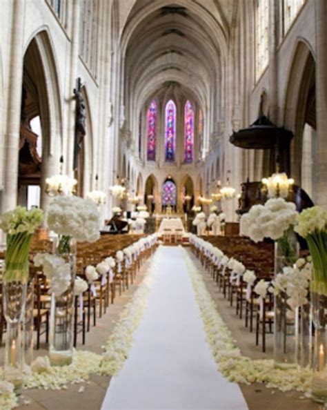 Stylish White Weddings With Images Church Wedding