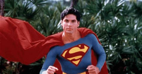 1 atores que já interpretaram o superman no cinema e na tv do nerd