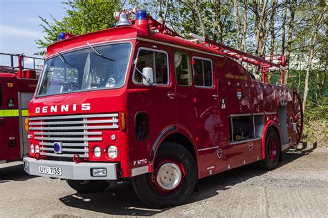 Dennis F109 Pump Escape Classic Fire Engines
