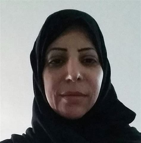 Arab Milf Hijab And Naked Selfie 22