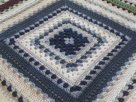 Ravelry Giant Granny Square Pattern By Daria Nassiboulina