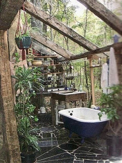 Cozy Tub In An Atrium Outdoor Bathrooms Garden Bathtub Outdoor Baths