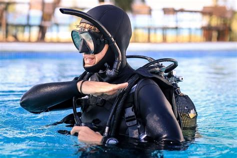 A Career As A Scuba Diving Instructor Best Scuba Diving Learn To