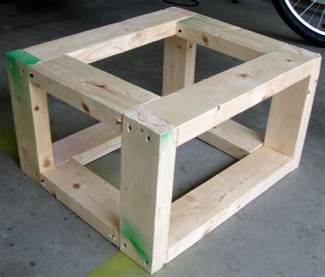 After looking at several tutorials we the basic overview is you just need a few tools and 1 thick (approx. 43 TUTORIAL DIY PLYO BOX 2X4 WITH VIDEO - * DIYBox