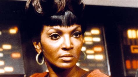 Nichelle Nichols Dies George Takei William Shatner And More Pay