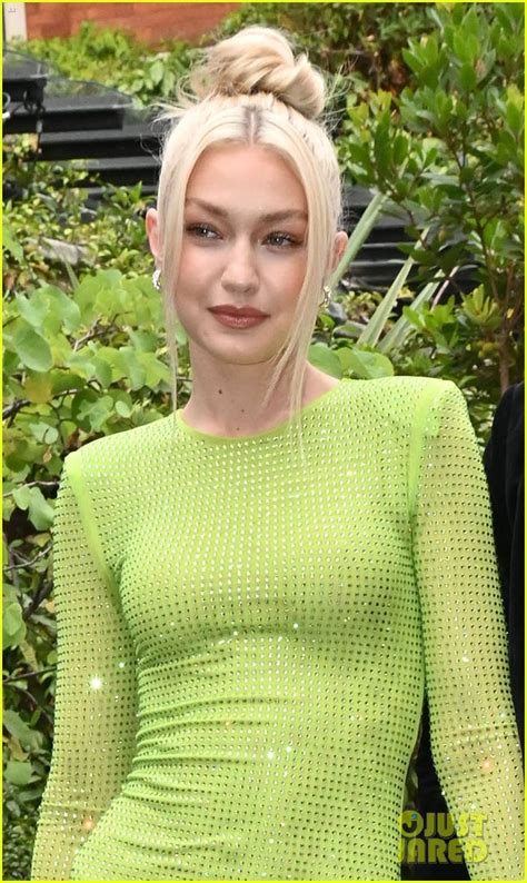 Gigi Hadid Goes Neon For British Vogue And Self Portraits Summer Party