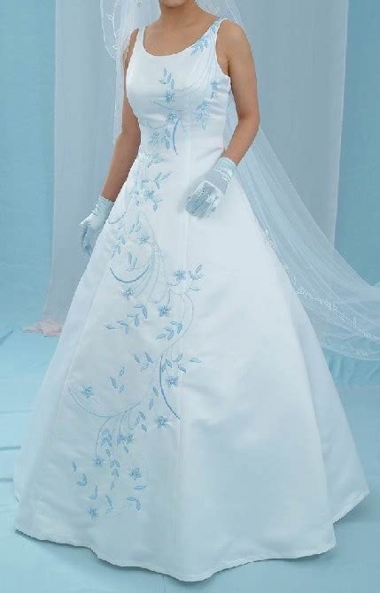 Aubl3126wtbu Marvelous White A Line Bridal Gown With Baby Blue Accents