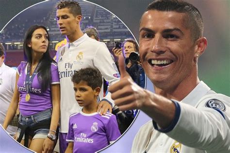 Cristiano ronaldo becomes father after paying surrogate to. Cristiano Ronaldo 'welcomes baby twins after using ...