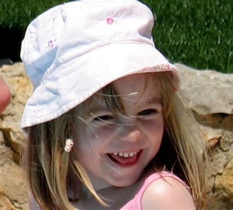 Madeleine mccann podría haberse despertado sola en el apartamento y haber salido por su propio pie en busca así pues, los agentes no descartan que aquel 3 de mayo de 2007 la niña saliera sola del. Madeleine McCann pudo haber sido secuestrada por una banda ...