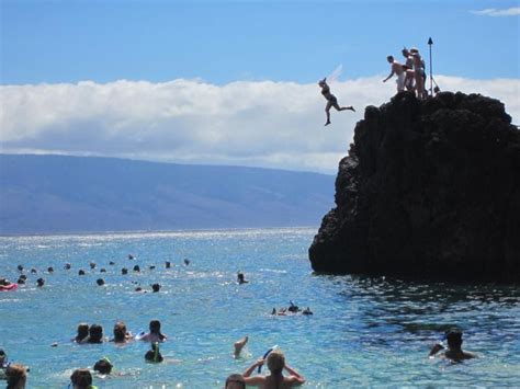 Tripbucket Cliff Jump Off Black Rock Maui Hawaii Maui Travel