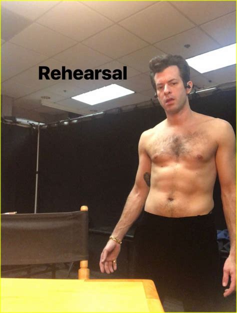 Mark Ronson Goes Shirtless Bares Abs Before Grammys Photo