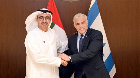 زعيم المعارضة الإسرائيلية وزير خارجية الإمارات أعرب عن تأييده لنا