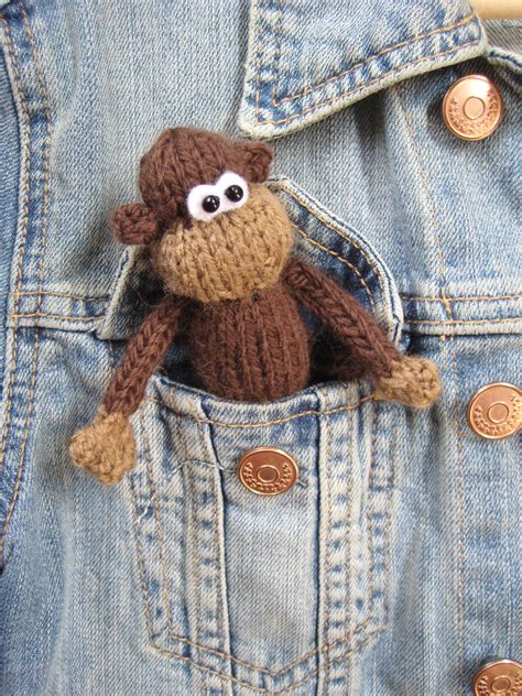 Pocket Monkey Toy Knitting Pattern on Luulla