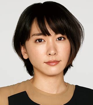 Actress, fashion model, singer, seiyū, and occasional radio show host. Yui Aragaki - AsianWiki