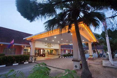 Hotel seri malaysia marang features an outdoor pool, a children's pool, and a meeting room. Hotel Seri Malaysia Mersing © LetsGoHoliday.my