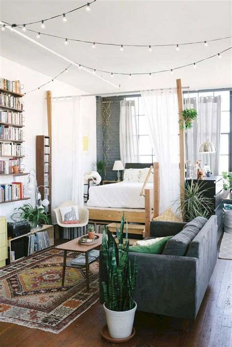 20 Fabulous Studio Apartment Decor Ideas On A Budget Studio Apartment Decorating Apartment