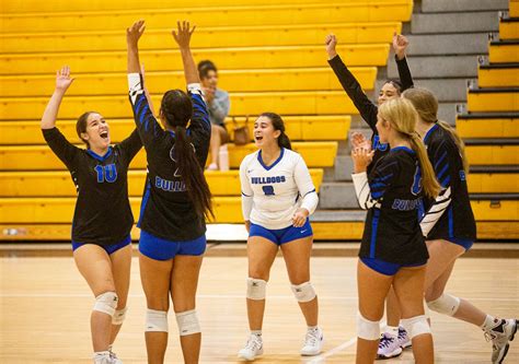 Bishop Verot Hosts Preseason Volleyball Jamboree With Gulf Coast Baker