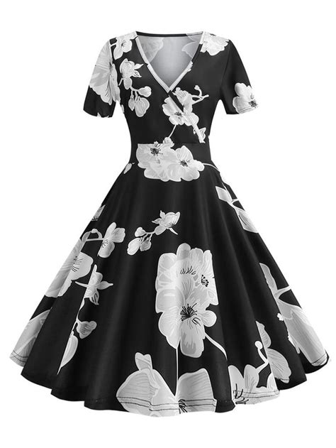 1950s dress deep v neck short sleeved floral dress short sleeve floral dress floral dresses