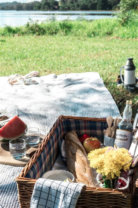 The Easy Way To Picnic Cottonwood And Co