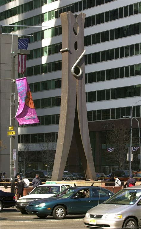 Artist Who Created Huge Sculpture Of Clothespin In Philly Dies At 93