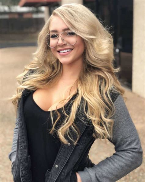 Courtney Tailor Biography Age Wiki Measurements Pictures Dopes