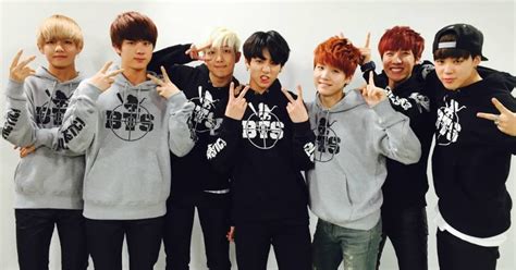 Bts (방탄소년단) terdiri dari 7 member: Profil dan Biodata Personil BTS (Bangtan Boys) Terbaru ...