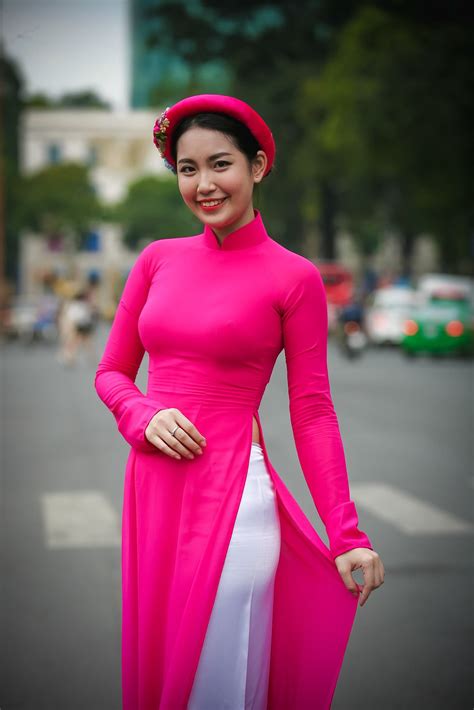 3199711124567475dc634o In 2020 Traditional Dresses Vietnamese Long