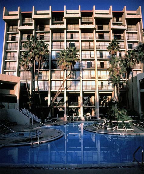 California Mid Century Modern Motels And Hotels