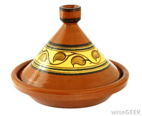 Vagbhatt clay kadai with lid 1 litre, hand made pottery earthen kadai, clay handi pots combo for cooking and serving (brown, 1 litre) used on lpg and microwave 2 craftsman india online clay clay pot, 3 l (red) 122 What are Some Foods Cooked in Clay Pots? (with pictures)