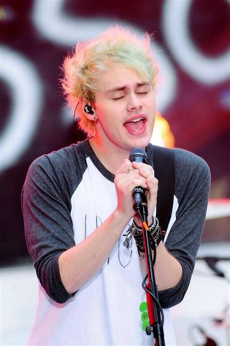 Michael Clifford On The Today Show July 22 5sos Michael Michael