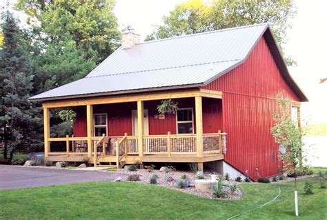 Metal Barn With Porch And Stone Fireplace For 12 20000