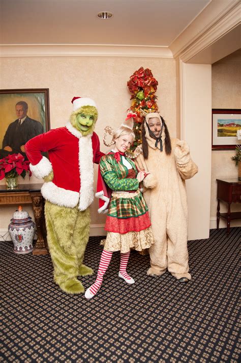 Whoville Costumed Characters Grinch Cindy And Max Whoville Costumes Grinch Costumes Christmas