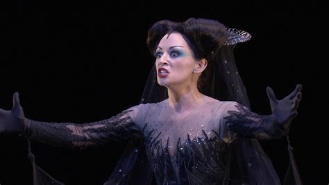 Exclusive Watch A Clip From The Magic Flute At Royal Opera House Youtube