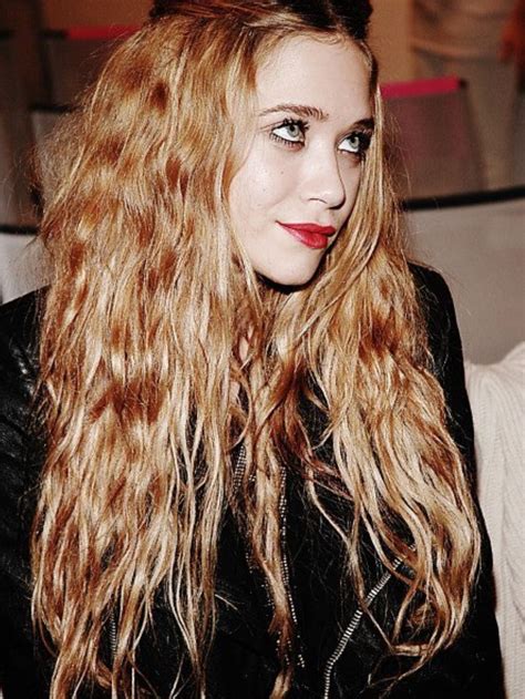 Pinterest Deborahpraha ♥️ Mary Kate Olsen Long Wavy Messy Hair Style