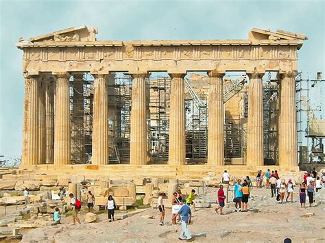 Column Illusions Of The Parthenon Current Publishing