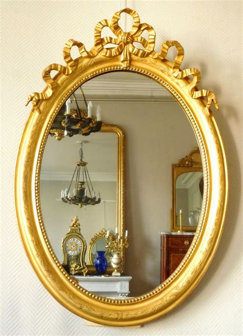 Miroir ovale LXVI